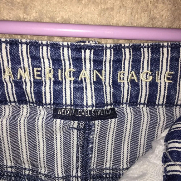 American Eagle Ne(x)t Level Hi-Rise Shortie Denim Shorts Stretch Size 2. - Picture 3 of 14